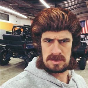 Meet your Posher, Eric